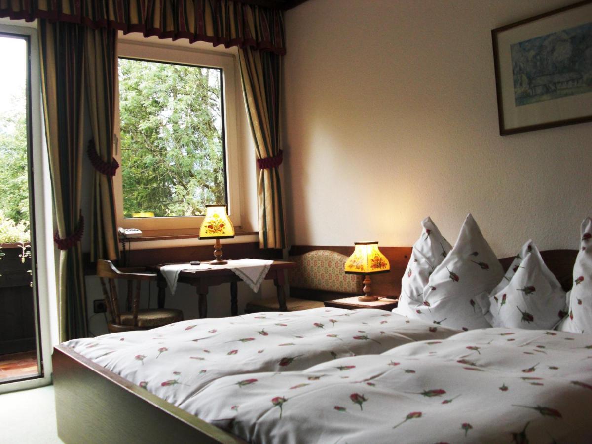 Hotel Garni Landhaus Buertlmair Hinterstoder Exterior photo
