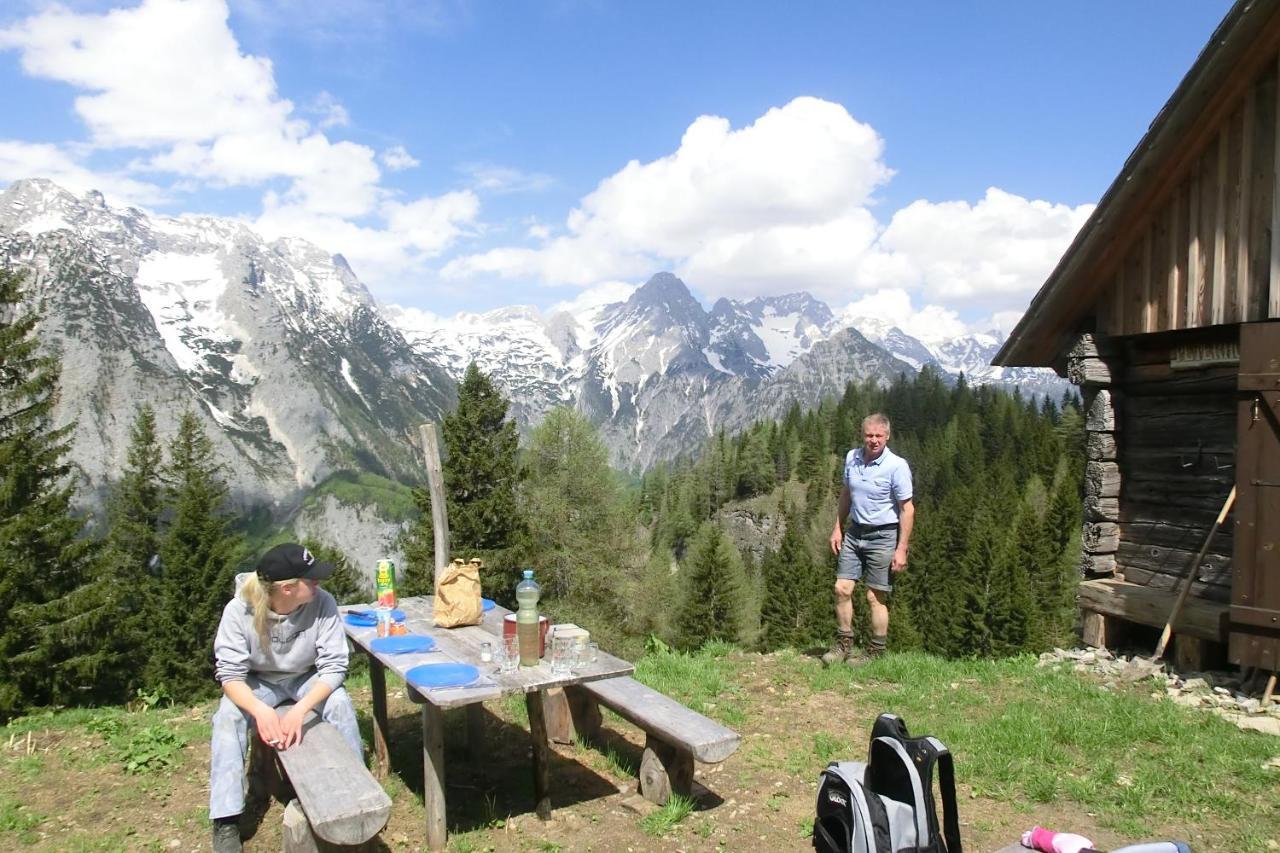 Hotel Garni Landhaus Buertlmair Hinterstoder Exterior photo